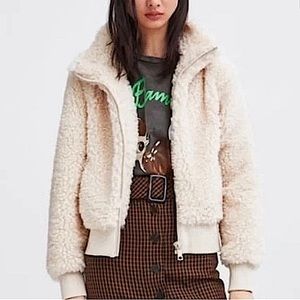ZARA Sherpa Teddy Jacket size XS, fits relaxed